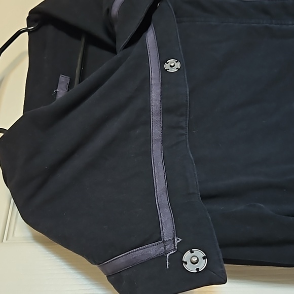 Lululemon Method Wrap Jacket Size 6 - Picture 7 of 13